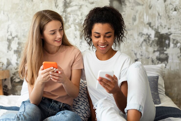 Dos & Don’ts Of Flirty Messages for Lesbian Chat And Date Companion